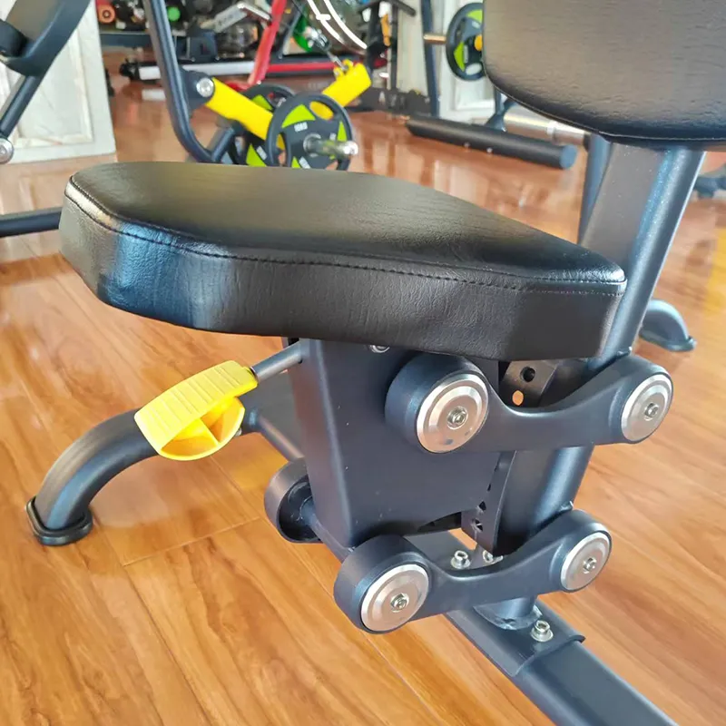 Bicep Curl Machine